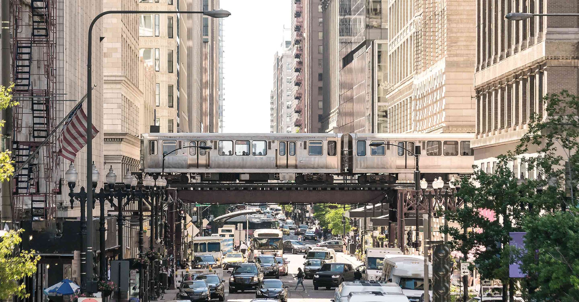 Chicago rail commuters to get air purifiers air on trains